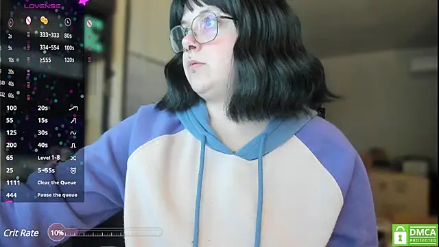 Snapshot of cute_aggro_gamer_girl chatting on 13, 12, 2024 cute aggro gamer girl online show from 13, 12, 2024