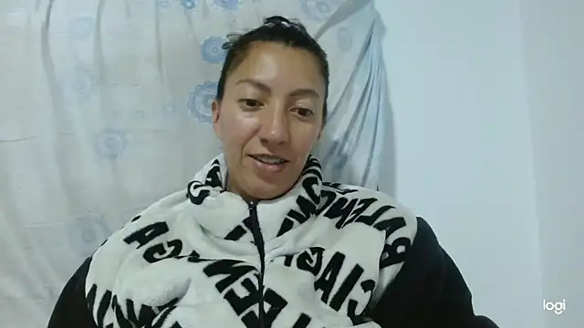 Snapshot of kaybabyhot chatting on 15, 10, 2025 kaybabyhot online show from 15, 10, 2025