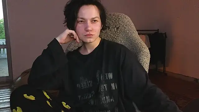 esajukyy online show from 4, 6, 2026