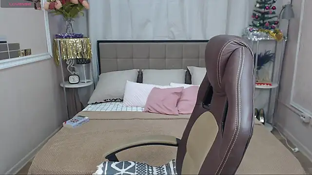 lissa voxx online show from 25, 12, 2024