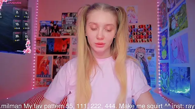 Snapshot of AliceMilman chatting on 19, 3, 2025 AliceMilman online show from 19, 3, 2025