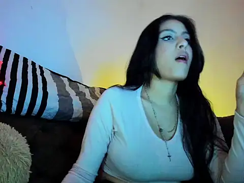 Snapshot of bunny_1922 chatting on 23, 2, 2025 bunny 1922 online show from 23, 2, 2025