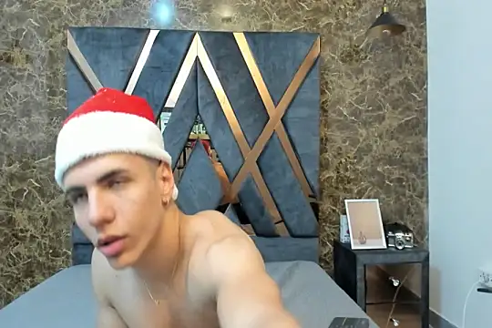 Flynn Riider online show from 30, 12, 2024