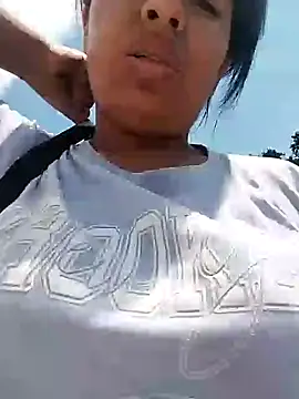 Danna-linyi online show from 19, 1, 2025