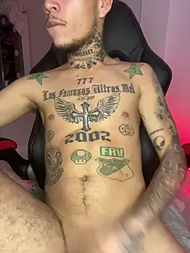 Snapshot of Junihn0 chatting on 13, 1, 2025 Junihn0 online show from 13, 1, 2025