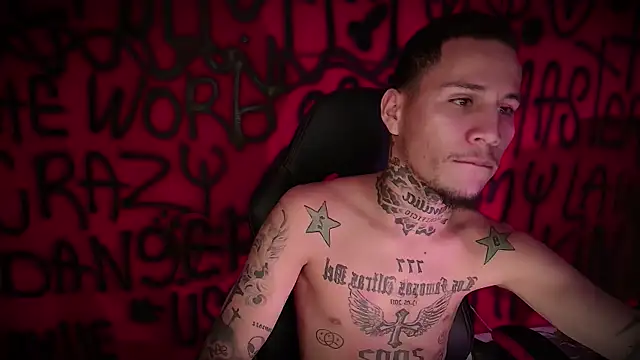 Snapshot of Junihn0 chatting on 11, 2, 2025 Junihn0 online show from 11, 2, 2025