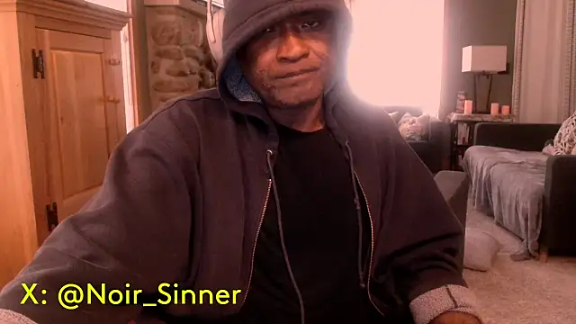 Snapshot of sinnernoir chatting on 16, 10, 2025 sinnernoir online show from 16, 10, 2025