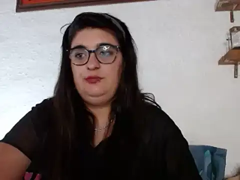 Snapshot of infiernowoman23 chatting on 10, 1, 2025 infiernowoman23 online show from 10, 1, 2025