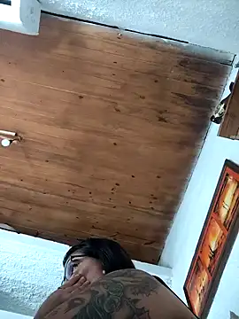 Snapshot of infiernowoman23 chatting on 10, 1, 2025 infiernowoman23 online show from 10, 1, 2025