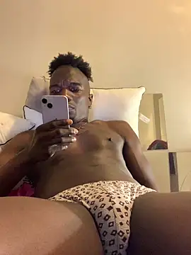 Shawtyblaque21 online show from 10, 4, 2026