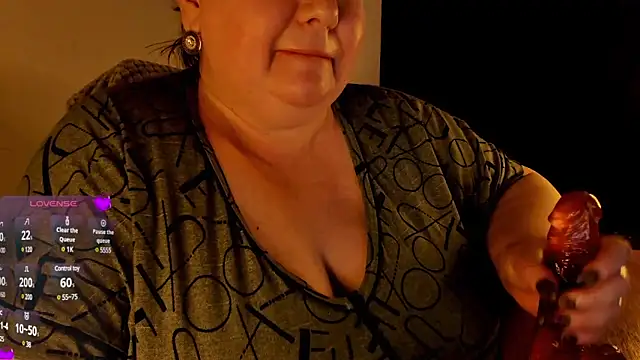 SexxyDreams1 online show from 2, 2, 2025