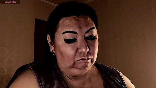 SexxyDreams1 online show from 1, 2, 2026