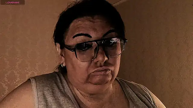 SexxyDreams1 online show from 13, 3, 2026