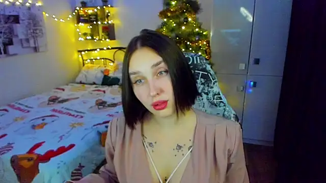 LinaTruly online show from 18, 12, 2025