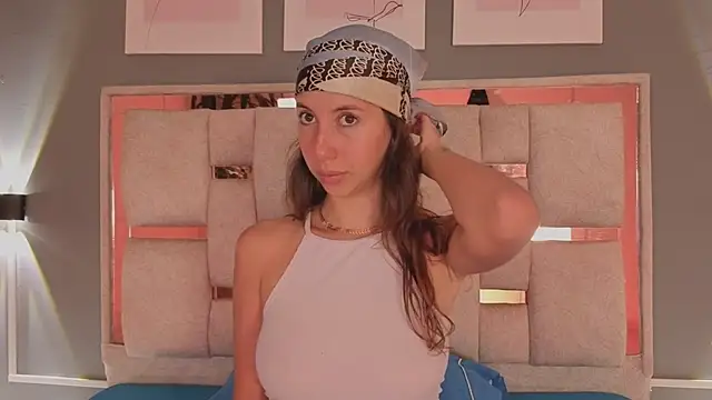 jolie lov online show from 23, 9, 2025