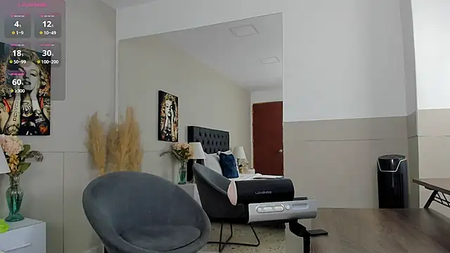 Snapshot of Robin_Rief chatting on 15, 1, 2025 Robin Rief online show from 15, 1, 2025