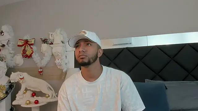 Robin Rief online show from 4, 12, 2025