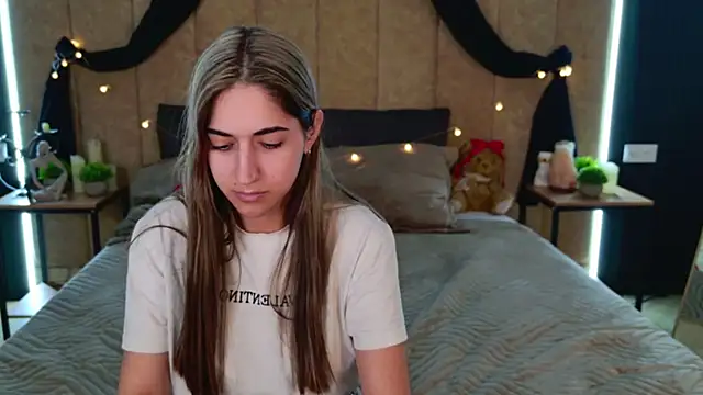 Teresa Stane online show from 21, 2, 2025