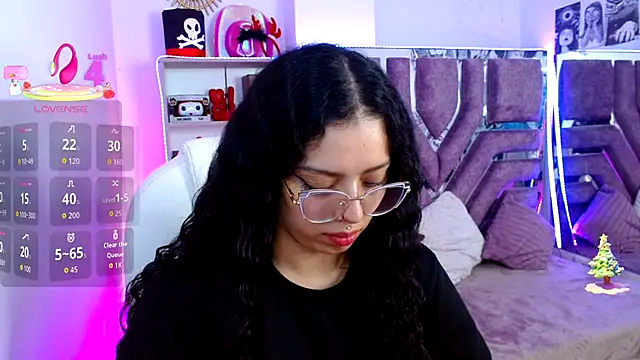 Aurora Brownn online show from 14, 12, 2025