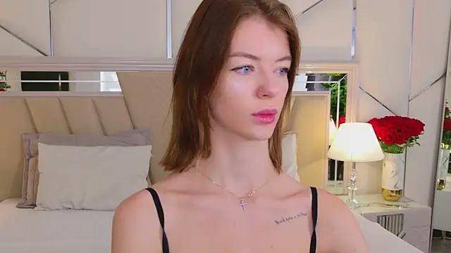 MeganMour online show from 23, 11, 2025