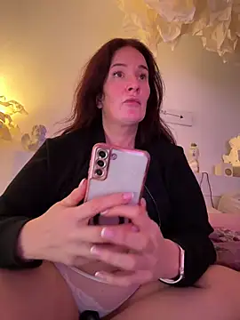 Engel mia online show from 12, 4, 2026