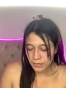 Snapshot of mariana_21x chatting on 5, 3, 2025 mariana 21x online show from 5, 3, 2025