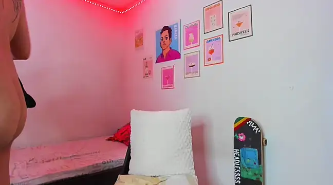 Snapshot of gabie_cortes chatting on 14, 2, 2025 gabie cortes online show from 14, 2, 2025