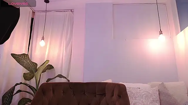 Snapshot of cami_fire chatting on 11, 12, 2024 cami fire online show from 11, 12, 2024