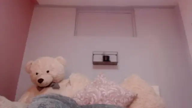 Snapshot of cami_fire chatting on 1, 2, 2025 cami fire online show from 1, 2, 2025