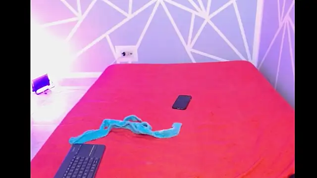 sara17  online show from 13, 3, 2025