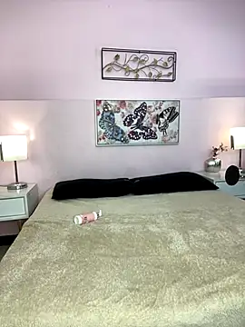 sara17  online show from 5, 1, 2026