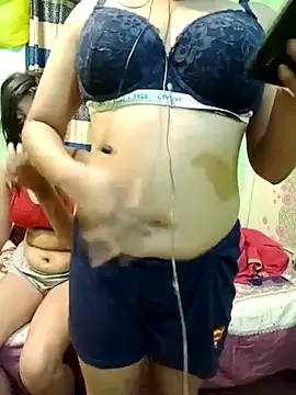 Snapshot of Fuck_Girl_Nuri chatting on 2, 3, 2025 Fuck Girl Nuri online show from 2, 3, 2025