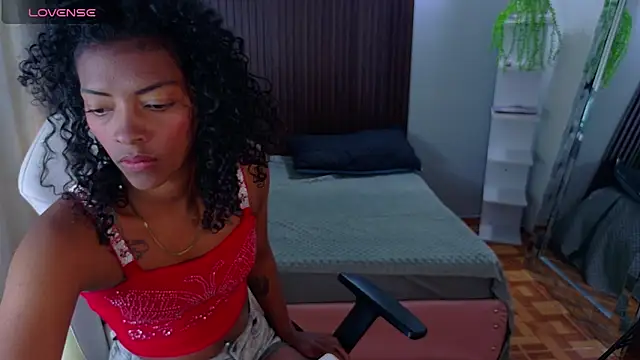 cloe cooper  online show from 29, 9, 2025