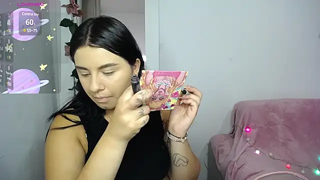 Snapshot of SaraBraun_ chatting on 9, 3, 2025 SaraBraun online show from 9, 3, 2025