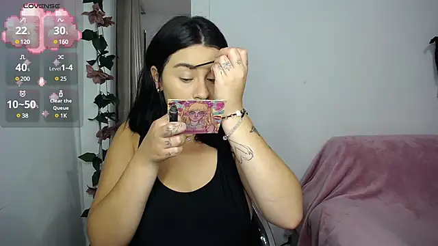 Snapshot of SaraBraun_ chatting on 14, 3, 2025 SaraBraun online show from 14, 3, 2025