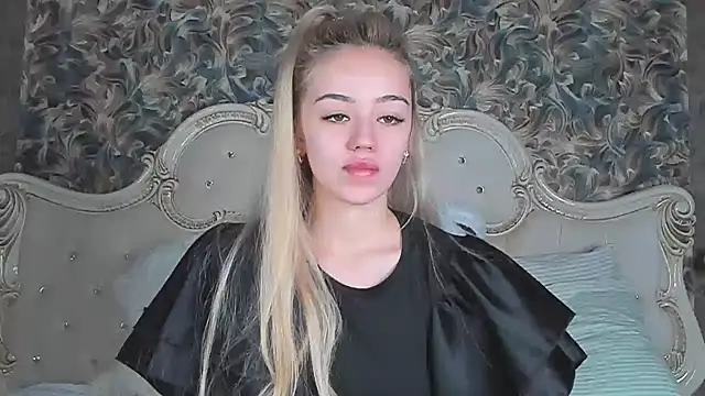 Snapshot of STELLA_RICH chatting on 15, 1, 2025 STELLA RICH online show from 15, 1, 2025