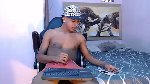 Snapshot of mr_stiven_ chatting on 4, 3, 2025 mr stiven online show from 4, 3, 2025