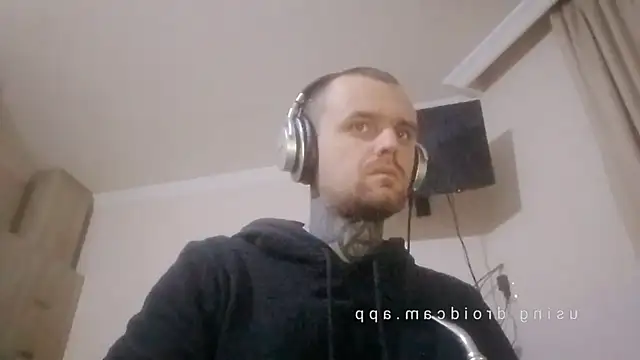 Snapshot of HappyZebra13 chatting on 9, 1, 2025 HappyZebra13 online show from 9, 1, 2025