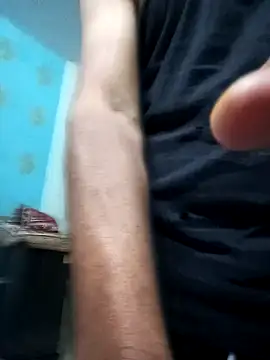 Snapshot of Smarterboytravel chatting on 12, 12, 2024 Smarterboytravel online show from 12, 12, 2024