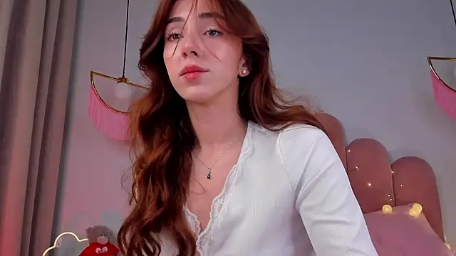 ElsaYoung online show from 8, 1, 2025