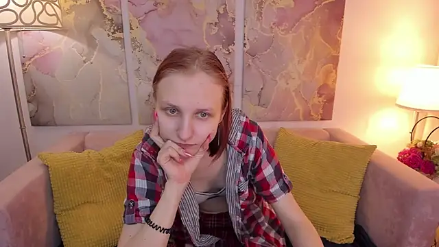 Snapshot of SallyFishery chatting on 14, 1, 2025 SallyFishery online show from 14, 1, 2025