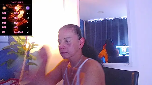 sasi luna online show from 11, 11, 2025