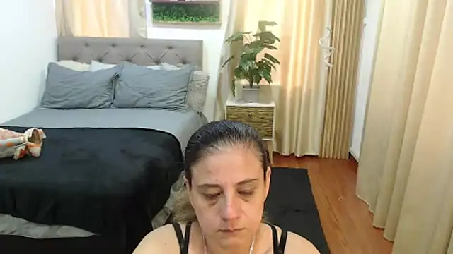 sasi luna online show from 21, 5, 2026