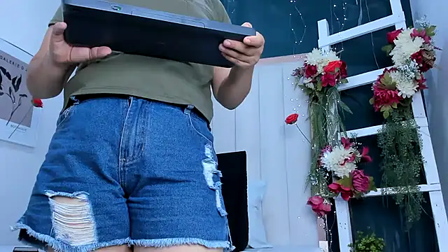 africa holmes online show from 14, 3, 2026