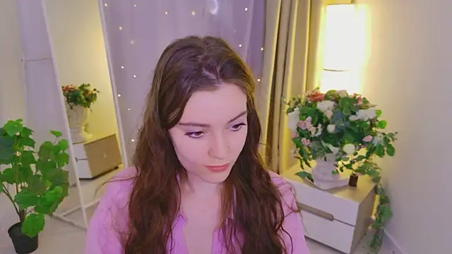 Lana  Cute  online show from 27, 6, 2026