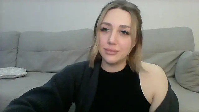 Snapshot of VickyLove047 chatting on 9, 1, 2025 VickyLove047 online show from 9, 1, 2025