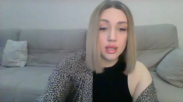 Snapshot of VickyLove047 chatting on 5, 2, 2025 VickyLove047 online show from 5, 2, 2025