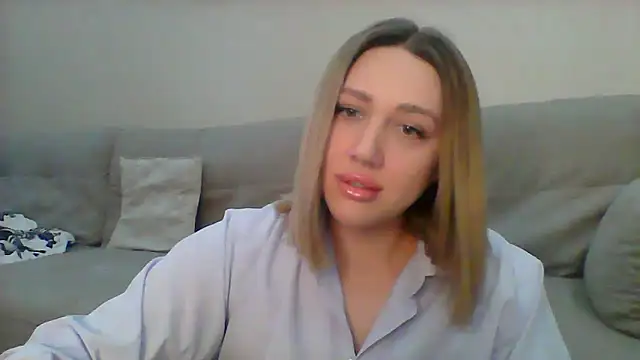 Snapshot of VickyLove047 chatting on 15, 3, 2025 VickyLove047 online show from 15, 3, 2025
