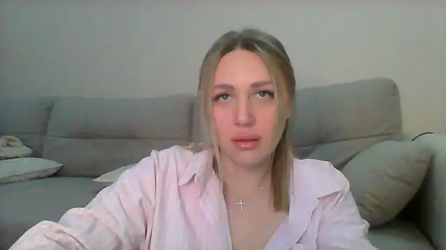 Snapshot of VickyLove047 chatting on 22, 9, 2025 VickyLove047 online show from 22, 9, 2025