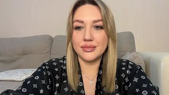 VickyLove047 online show from 28, 6, 2026